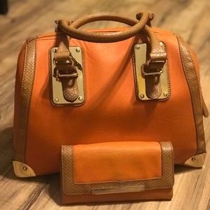 ALDO Adelaide Zipper Top Handle Bag